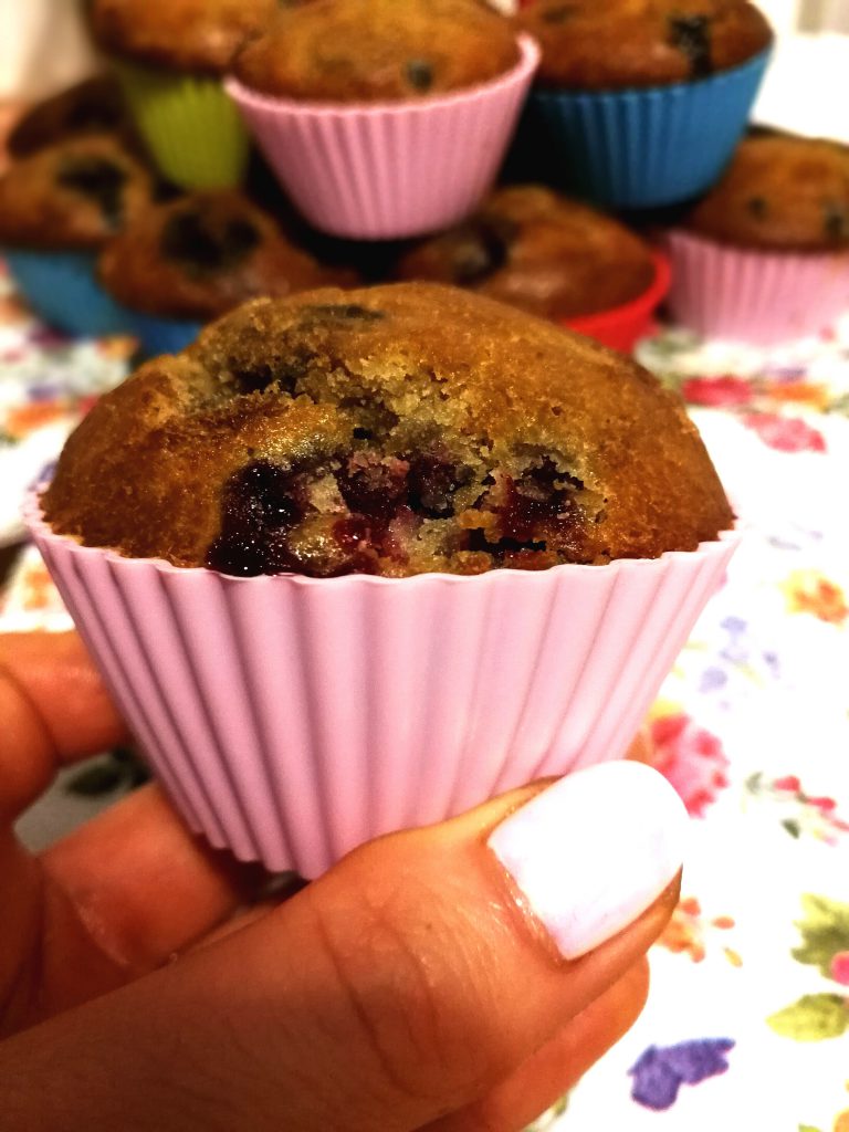 MUFFINY Z SOKIEM Z BURAKÓW